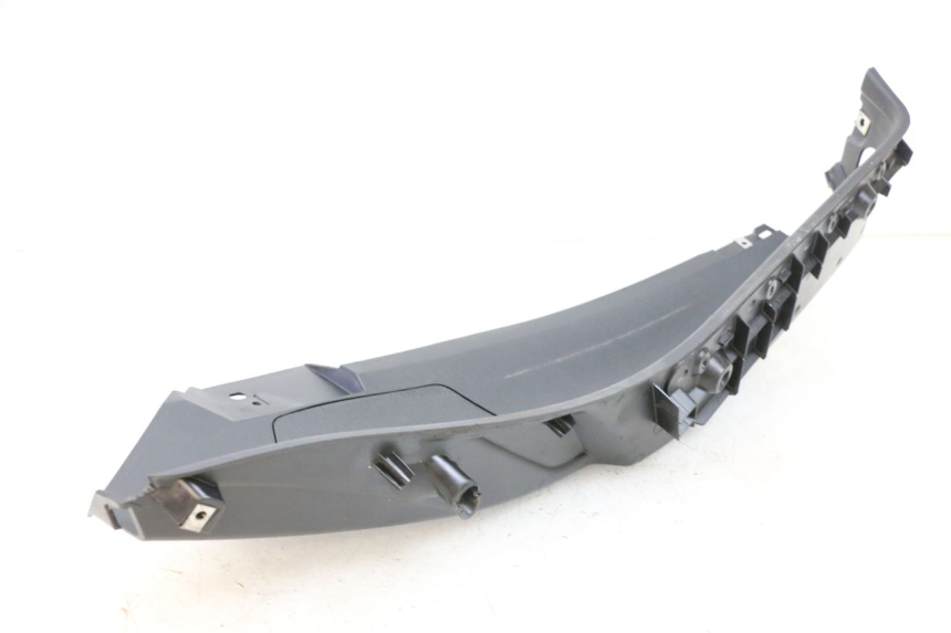 photo de RIGHT FLOOR PANEL PIAGGIO MP3 HPE 350 (2018 - 2020) - Component detail