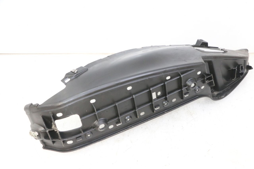 photo de RIGHT FLOOR PANEL PIAGGIO MP3 LT 300 (2010 - 2016)