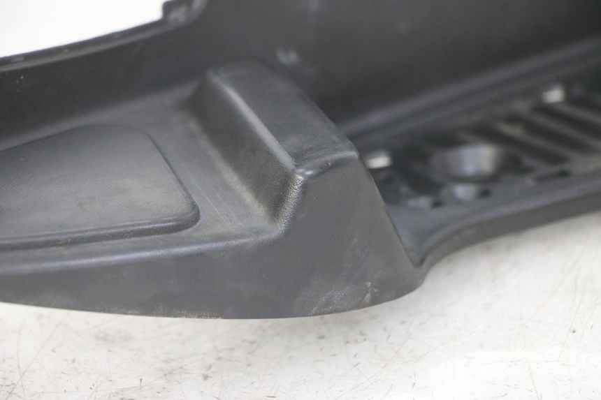 photo de RIGHT FLOOR PANEL PIAGGIO MP3 LT 300 (2010 - 2016)