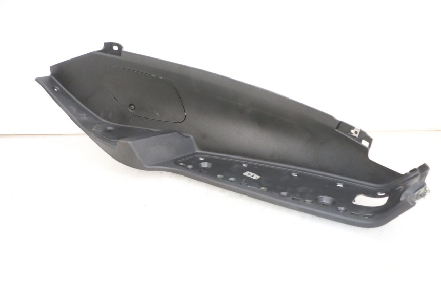 photo de RIGHT FOOTREST PIAGGIO MP3 RL 250 (2007 - 2010) - Main view