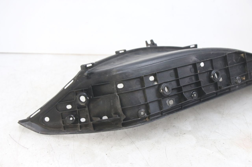 photo de RIGHT FOOTREST HONDA PCX (JF47) 125 (2012 - 2013)
