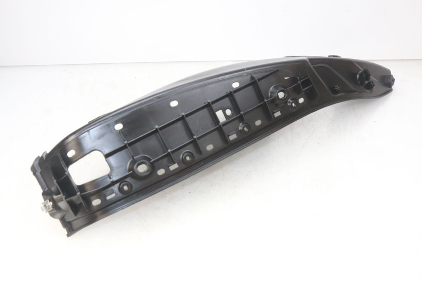 photo de RIGHT FOOTREST PIAGGIO MP3 500 (2014 - 2016)