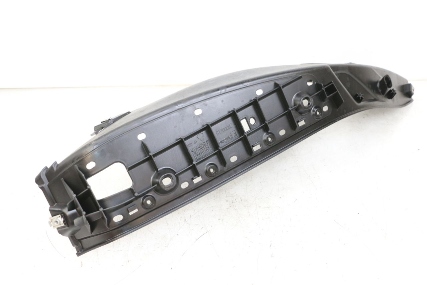 photo de RIGHT FLOOR PANEL PIAGGIO MP3 HPE 350 (2018 - 2020)