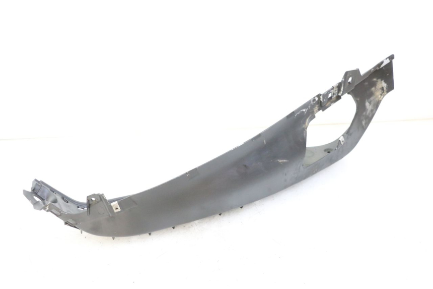 photo de RIGHT FOOTREST PIAGGIO X8 125 (2004 - 2007)
