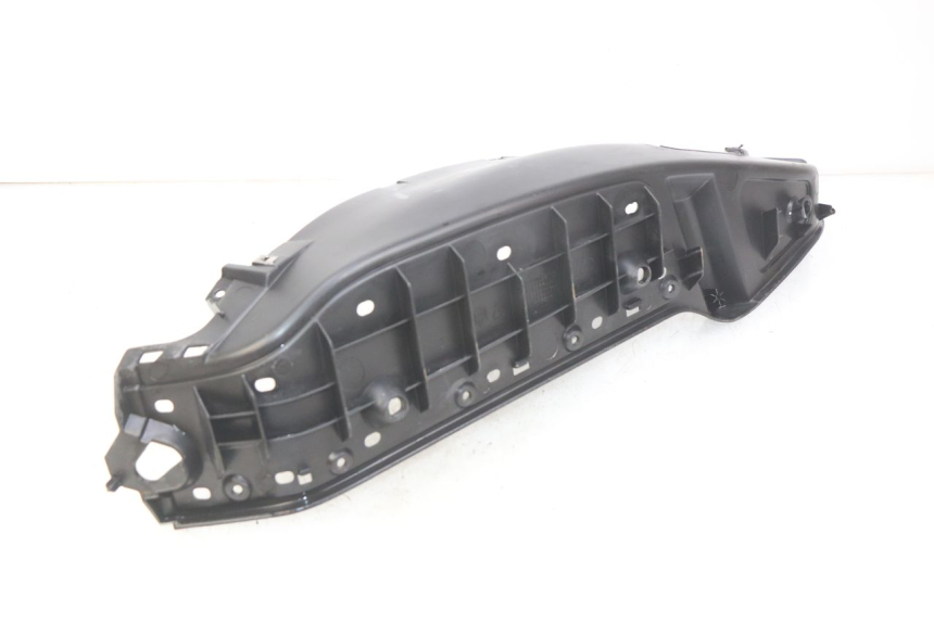 photo de RIGHT FOOTREST PIAGGIO XEVO - X EVO 125 (2007 - 2016)