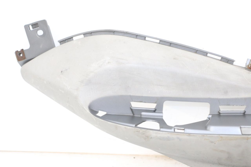 photo de RIGHT FOOTREST YAMAHA NEOS NEO'S 4T 50 (2008 - 2016)