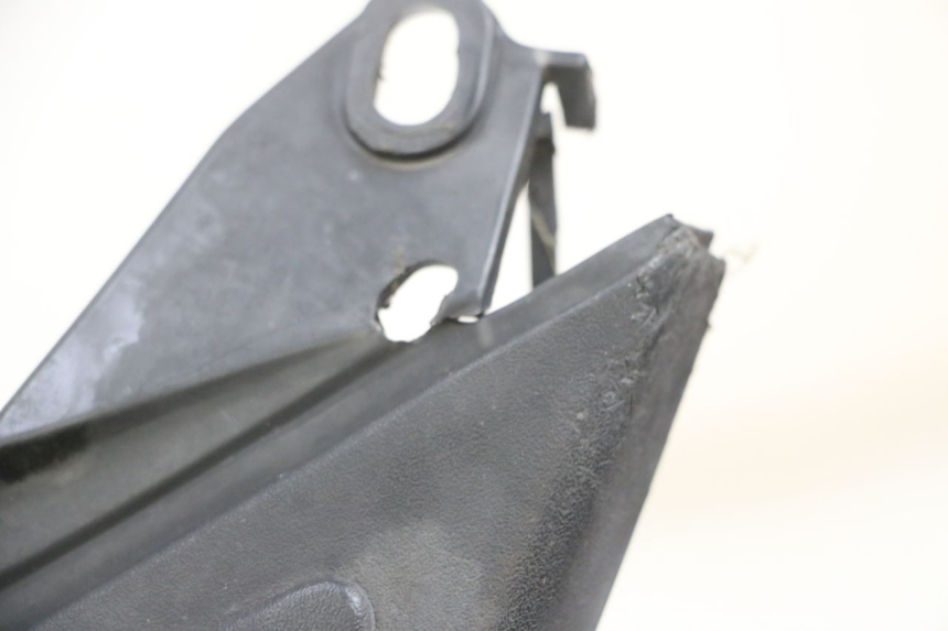 photo de FOOTREST PEUGEOT ELYSEO 125 (1999 - 2004) - Component detail