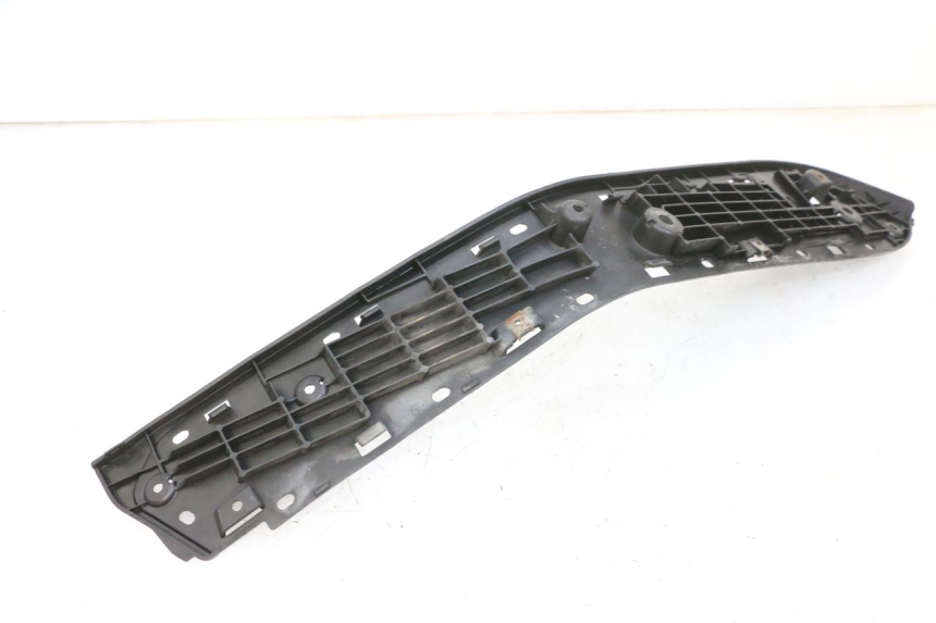 photo de LEFT FOOTPEG SUZUKI BURGMAN 650 (2013 - 2020)