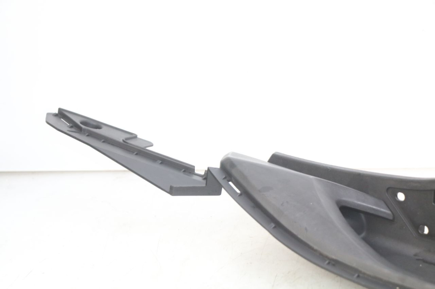 photo de LEFT FOOTREST KYMCO DOWNTOWN ABS 125 (2015 - 2017)