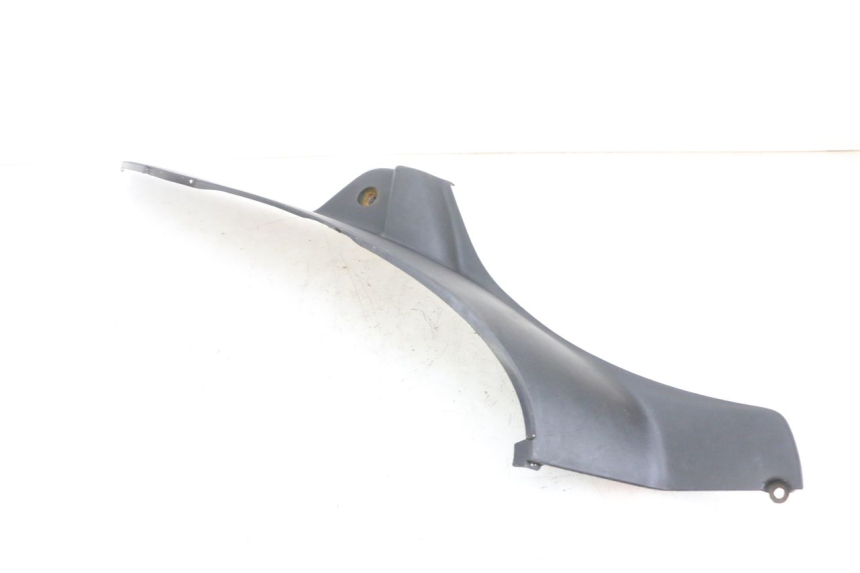 photo de LEFT FLOOR PANEL PEUGEOT ELYSEO 125 (1999 - 2004) - Fixing points details