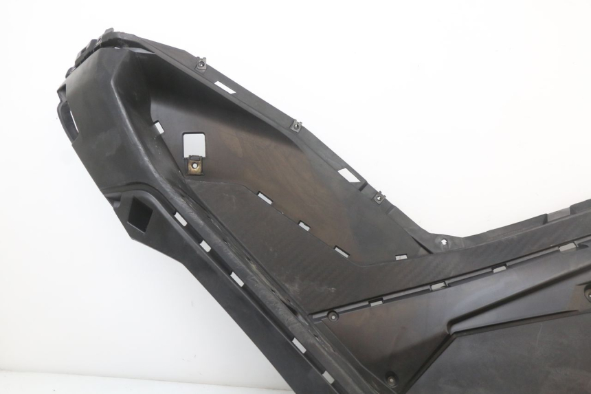 photo de LEFT FLOOR PANEL LONGJIA EASY MAX 125 (2020 - 2024)