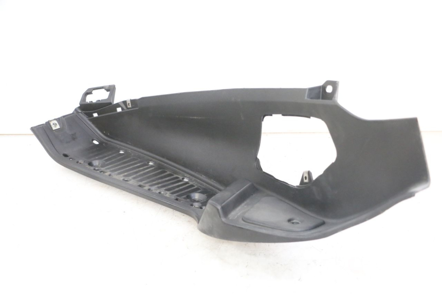 photo de LEFT FLOOR PANEL PIAGGIO MP3 LT 300 (2010 - 2016)