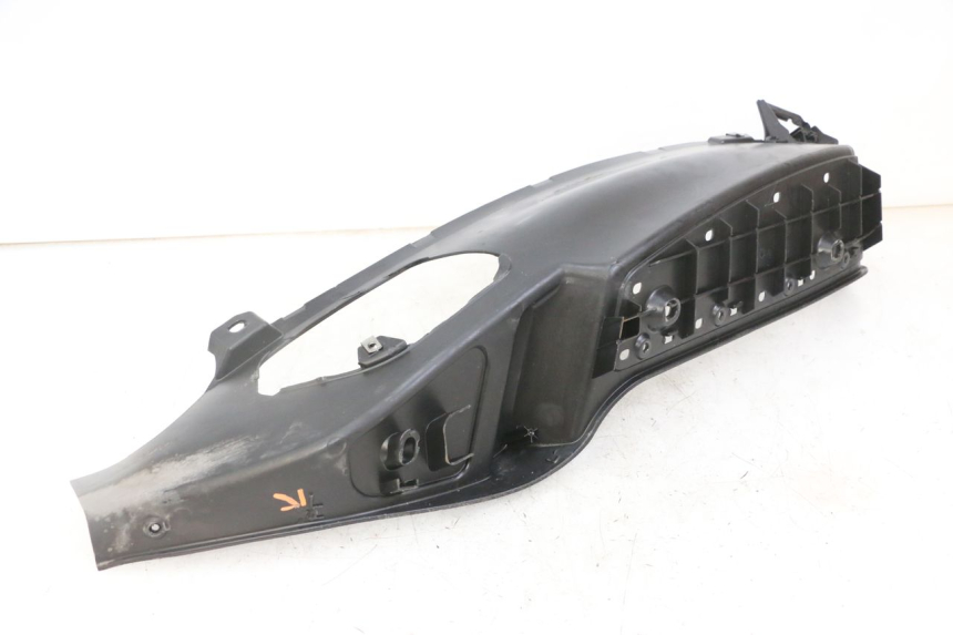 photo de LEFT FLOOR PANEL PIAGGIO MP3 LT 300 (2010 - 2016)