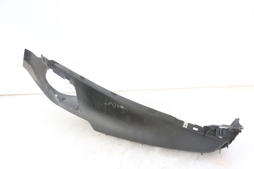 photo de LEFT FLOOR PANEL PIAGGIO MP3 LT 300 (2010 - 2016)