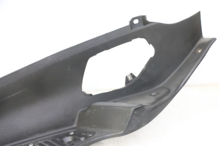 photo de LEFT FLOOR PANEL PIAGGIO MP3 LT 300 (2010 - 2016)