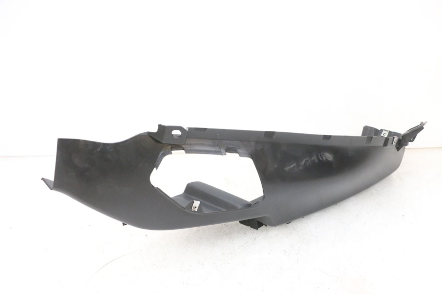 photo de LEFT FLOOR PANEL PIAGGIO MP3 RL 250 (2007 - 2010) - Product overview