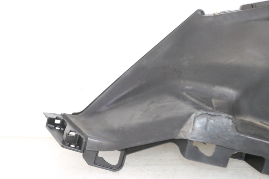 photo de LEFT FLOOR PANEL SYM ORBIT III 3 4T 50 (2018 - 2021) - Detailed visual inspection