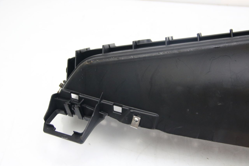 photo de LEFT FOOTREST PIAGGIO MP3 125 (2006 - 2014)