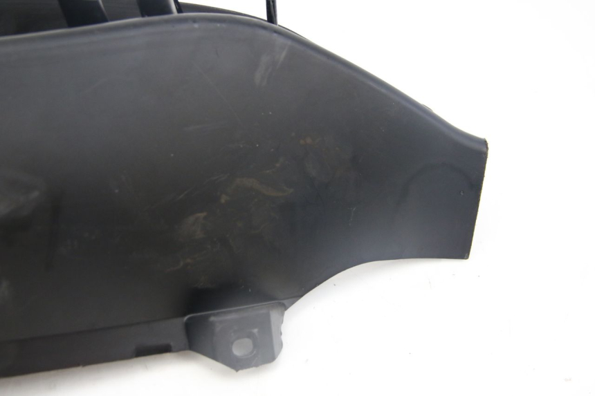 photo de LEFT FOOTREST PIAGGIO MP3 125 (2006 - 2014)