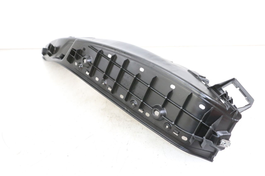 photo de LEFT FLOOR PANEL PIAGGIO MP3 HPE 350 (2018 - 2020)