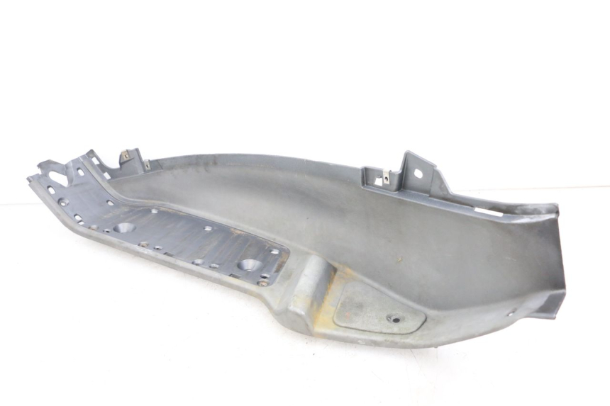 photo de LEFT FOOTREST PIAGGIO X8 125 (2004 - 2007)