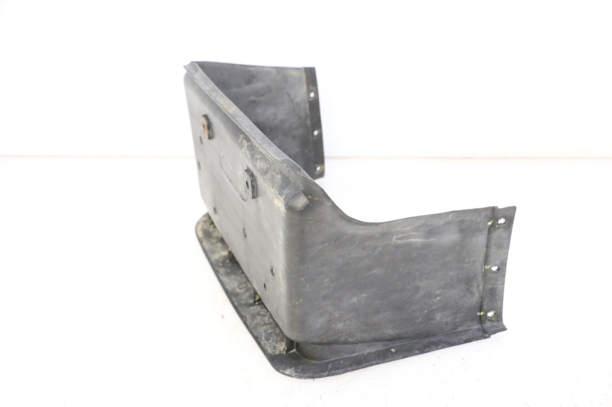 photo de LEFT FLOOR PANEL HYTRACK S 150 (2003 - 2011)