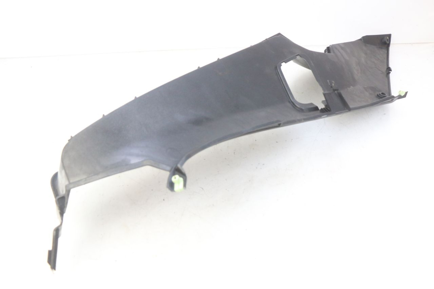 photo de LEFT FOOTREST PEUGEOT SATELIS COMPRESSOR K15 125 (2006 - 2009)
