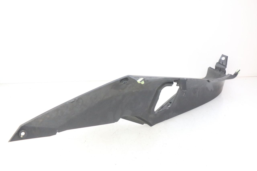photo de LEFT FOOTREST PEUGEOT SATELIS COMPRESSOR K15 125 (2006 - 2009)