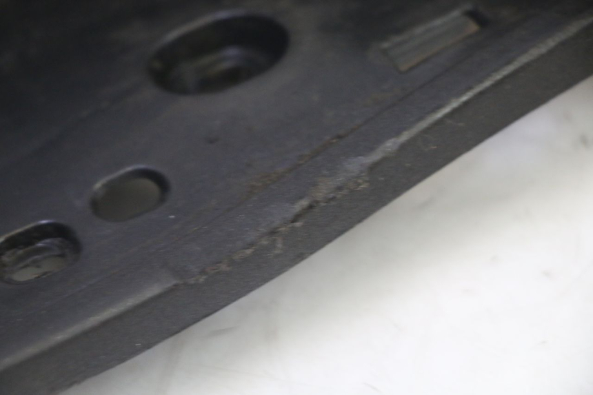 photo de LEFT FLOOR PANEL PEUGEOT SATELIS 125 (2013 - 2018)