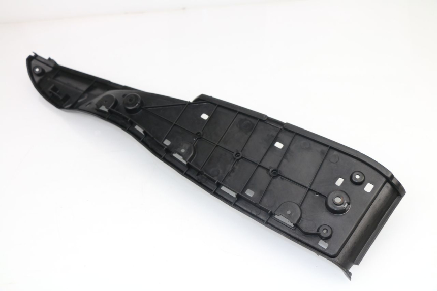 photo de LEFT FLOOR PANEL RAZZO STEED 125 (2012 - 2018)