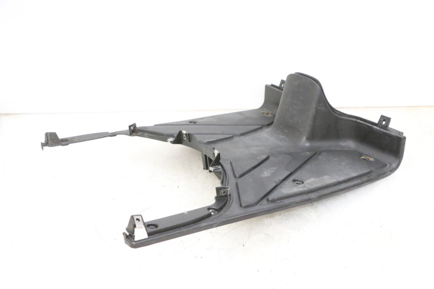 photo de FLOOR PANEL PIAGGIO NEW TYPHOON 50 (2018 - 2021) - Surface and material condition