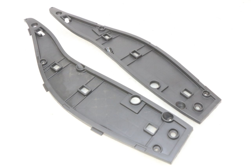 photo de FOOTREST GILERA NEXUS 125 (2009 - 2013)