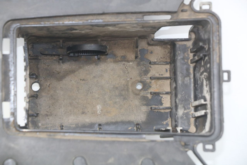 photo de FLOOR PANEL PEUGEOT KISBEE 2T 50 (2010 - 2017)