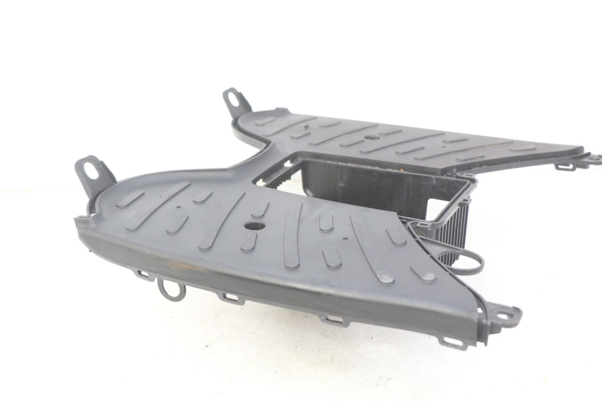 photo de FOOTREST PEUGEOT KISBEE 2T 50 (2010 - 2017)