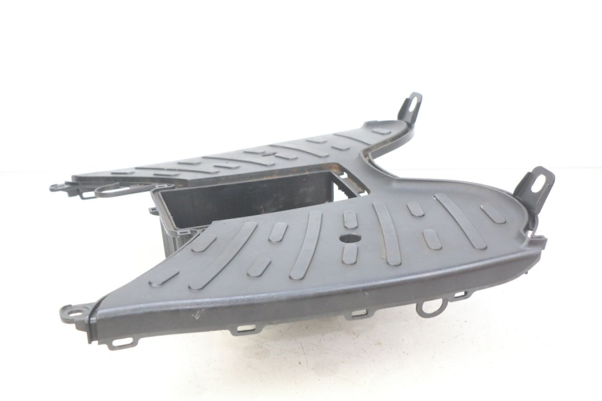 photo de FOOTREST PEUGEOT KISBEE 4T 50 (2010 - 2017)