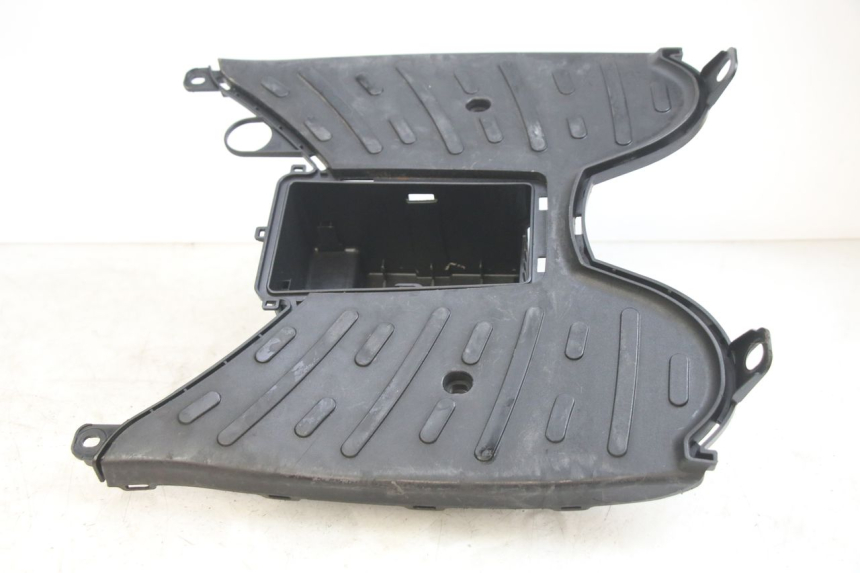 photo de FOOTREST PEUGEOT KISBEE 4T 50 (2010 - 2017)