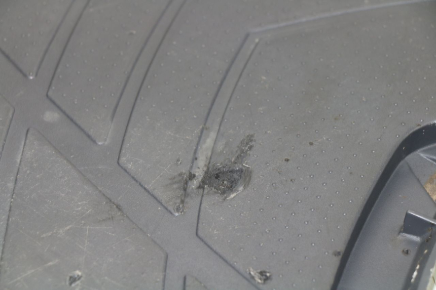 photo de FLOOR PANEL HONDA SCV LEAD 100 (2003 - 2007)