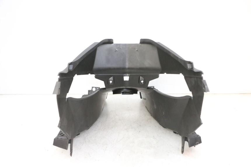 photo de FLOOR PANEL PEUGEOT SPEEDFIGHT 4 4T EFI 50 (2021 - 2025) - Distinctive features