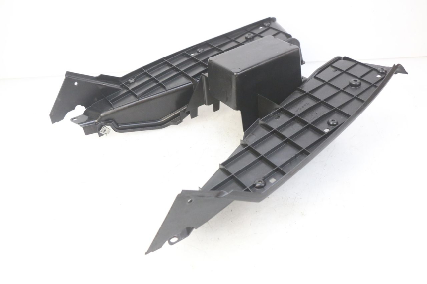 photo de FOOTREST APRILIA SR R 2T LC 50 (2018 - 2021)