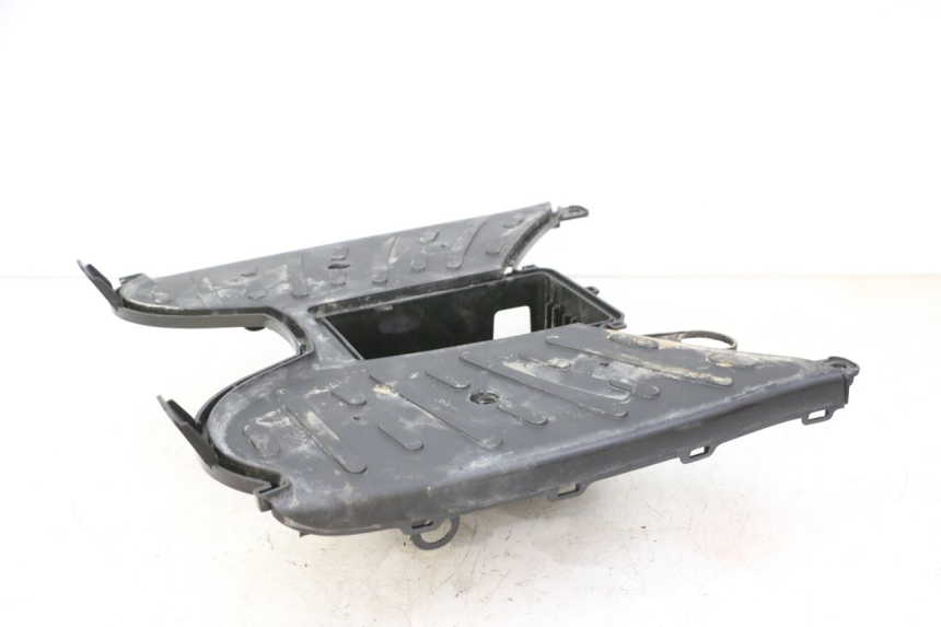 photo de FLOOR PANEL PEUGEOT STREETZONE I NAKED 2T 50 (2018 - 2020)