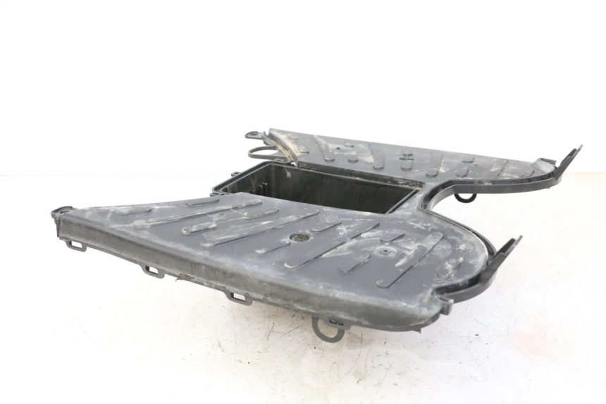 photo de FLOOR PANEL PEUGEOT STREETZONE I NAKED 2T 50 (2018 - 2020)