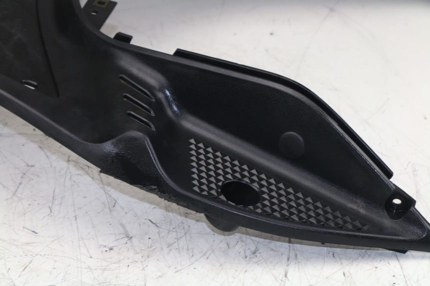 photo de FLOOR PANEL YAMAHA VITY 125 (2008 - 2013)