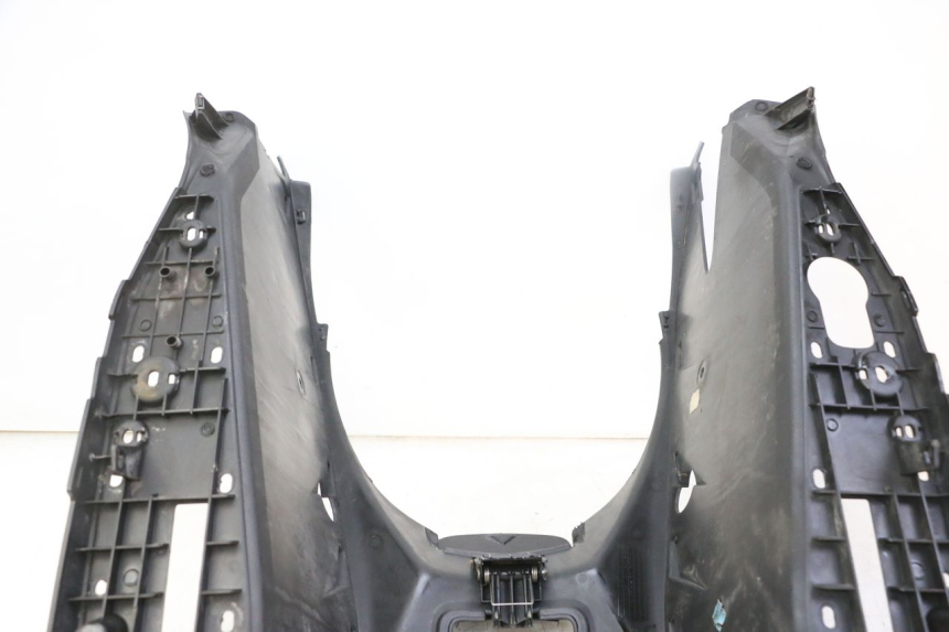 photo de FOOTREST YAMAHA X-MAX XMAX 125 (2010 - 2014)