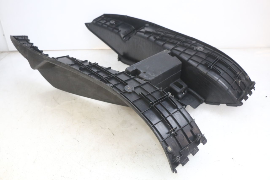 photo de FOOTREST YAMAHA YP MAJESTY 125 (1998 - 2001)