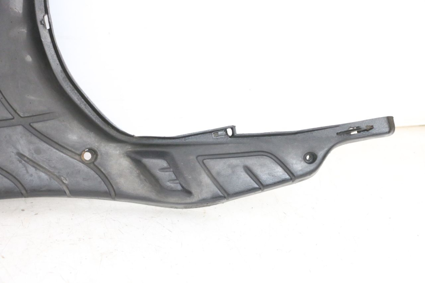 photo de FOOTREST PIAGGIO ZIP 2T 50 (2009 - 2019) - High-resolution close-up