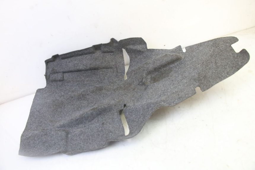 photo de TRUNK CARPET HONDA FES S-WING SWING ABS 125 (2007 - 2015)