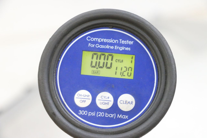 photo de ENGINE PEUGEOT ELYSEO 125 (1999 - 2004) - Spare part profile view