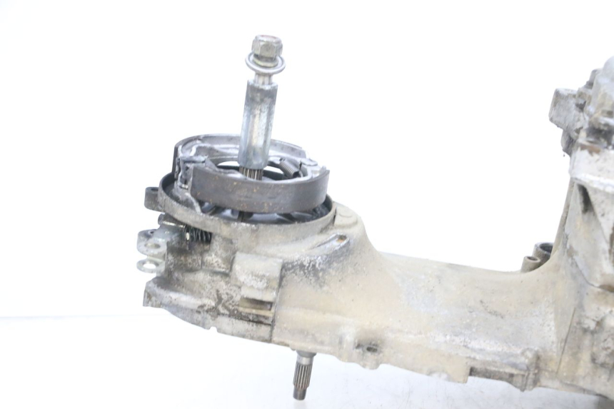 photo de ENGINE PEUGEOT ELYSEO 125 (1999 - 2004) - Alternative perspective