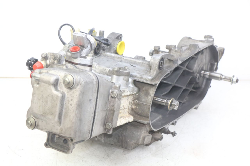 photo de ENGINE HONDA FES PANTHEON 125 (2003 - 2007) - Distinctive features
