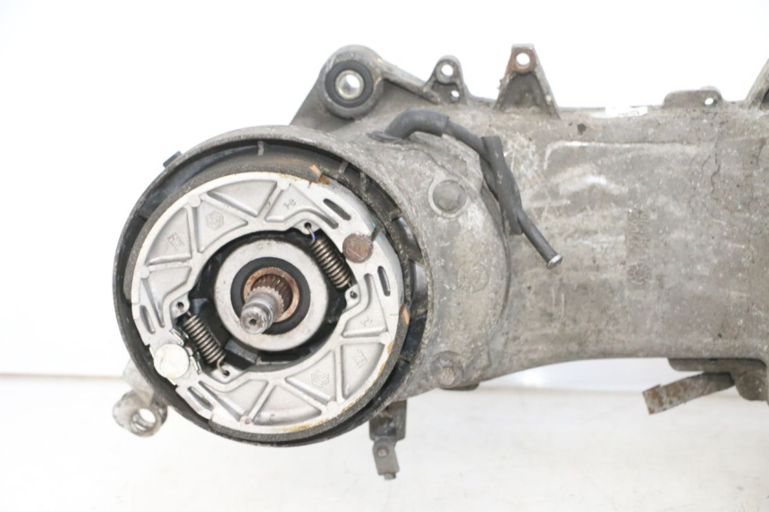 photo de ENGINE PIAGGIO FLY 4T 50 (2013 - 2017) - Alternative perspective